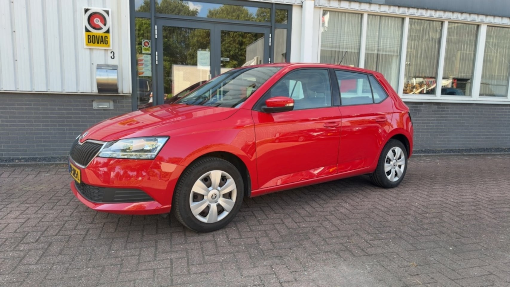 Skoda Fabia - 1.0 Active Airco Cruise - AutoWereld.nl