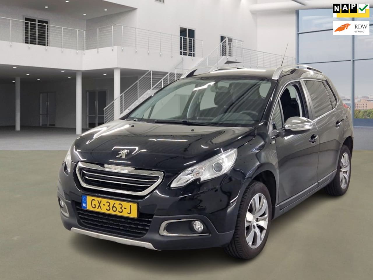 Peugeot 2008 - 1.2 PureTech Style 1.2 PureTech Style - AutoWereld.nl