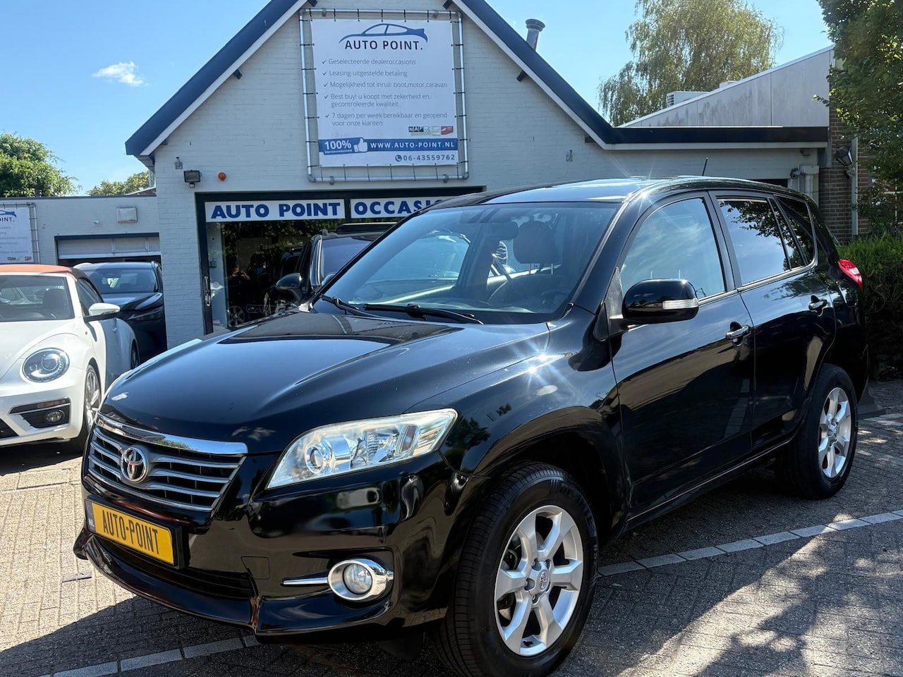 Toyota RAV4 - 2.0 AUTOMAAT/4X4/CAMERA/NAV/KEYLESS/STOELVERW/PDC - AutoWereld.nl