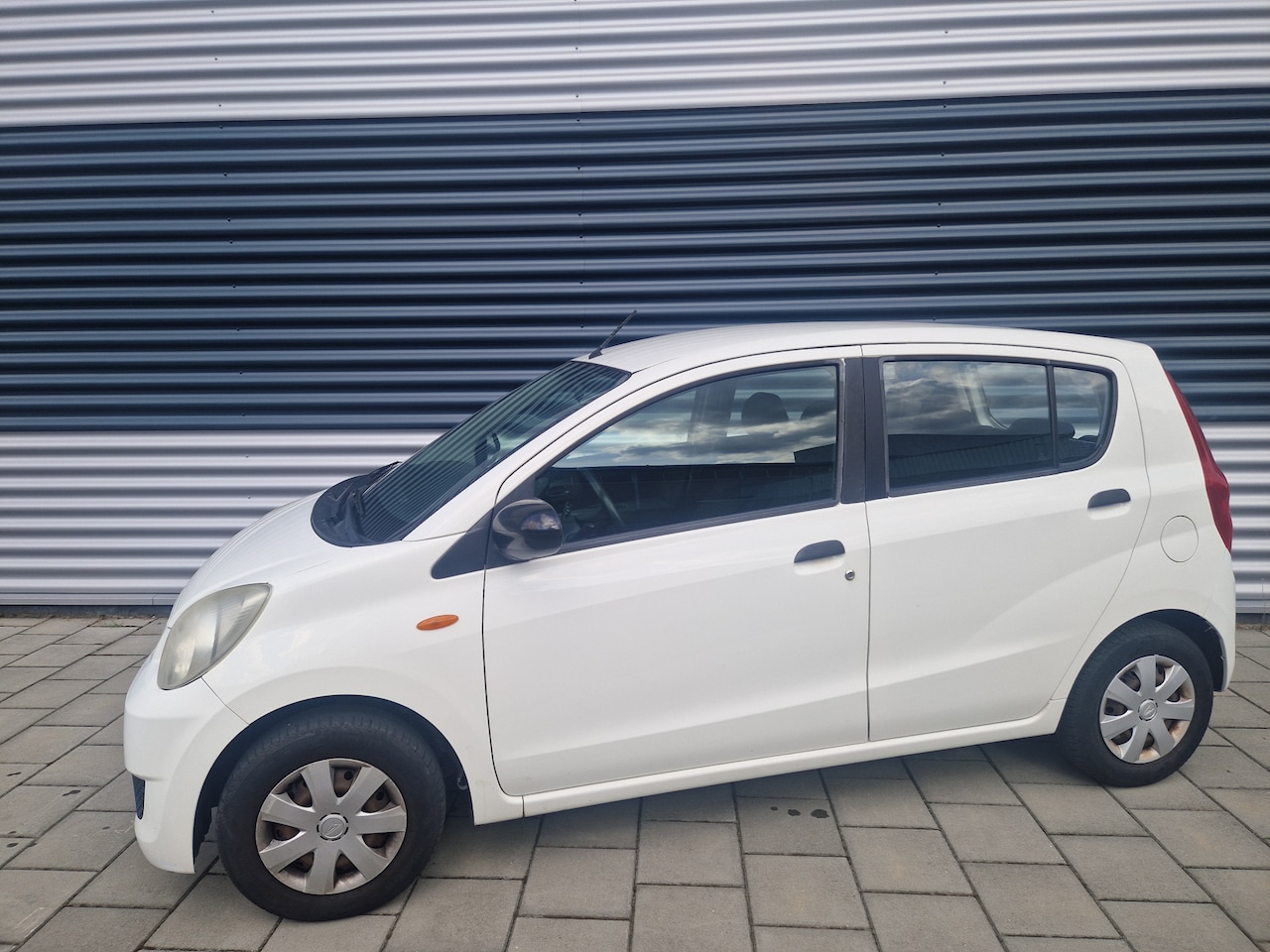 Daihatsu Cuore - 1.0 Trend 1.0 Trend - AutoWereld.nl