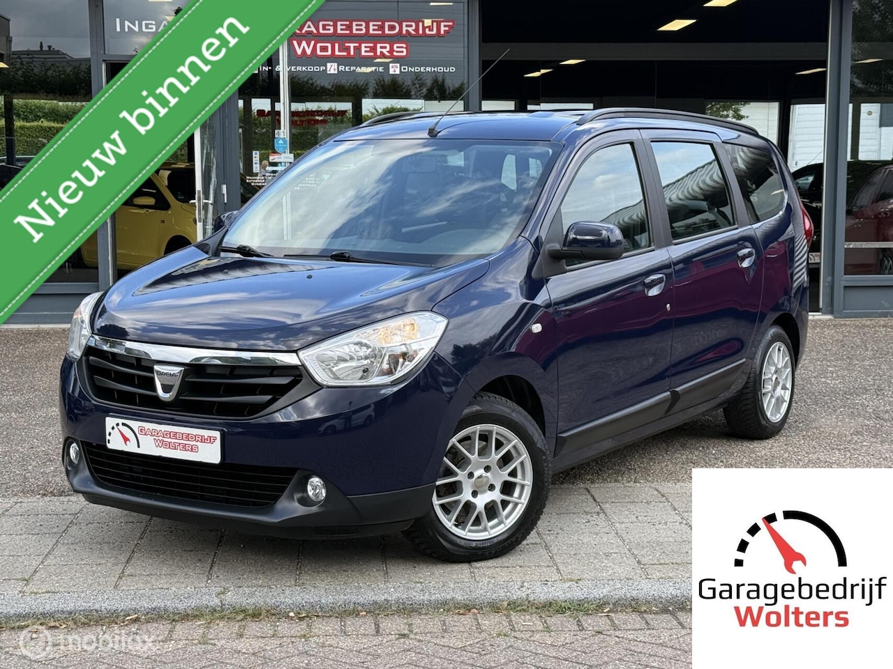 Dacia Lodgy - 1.2 TCe Ambiance 5p. AIRCO PARKEERSENS. MISTLAMP - AutoWereld.nl