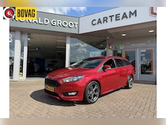 Ford Focus Wagon - 1.0 ST-Line | Verwarmde ruit | Carplay | Nieuwe Distributie | Dealer onderhouden