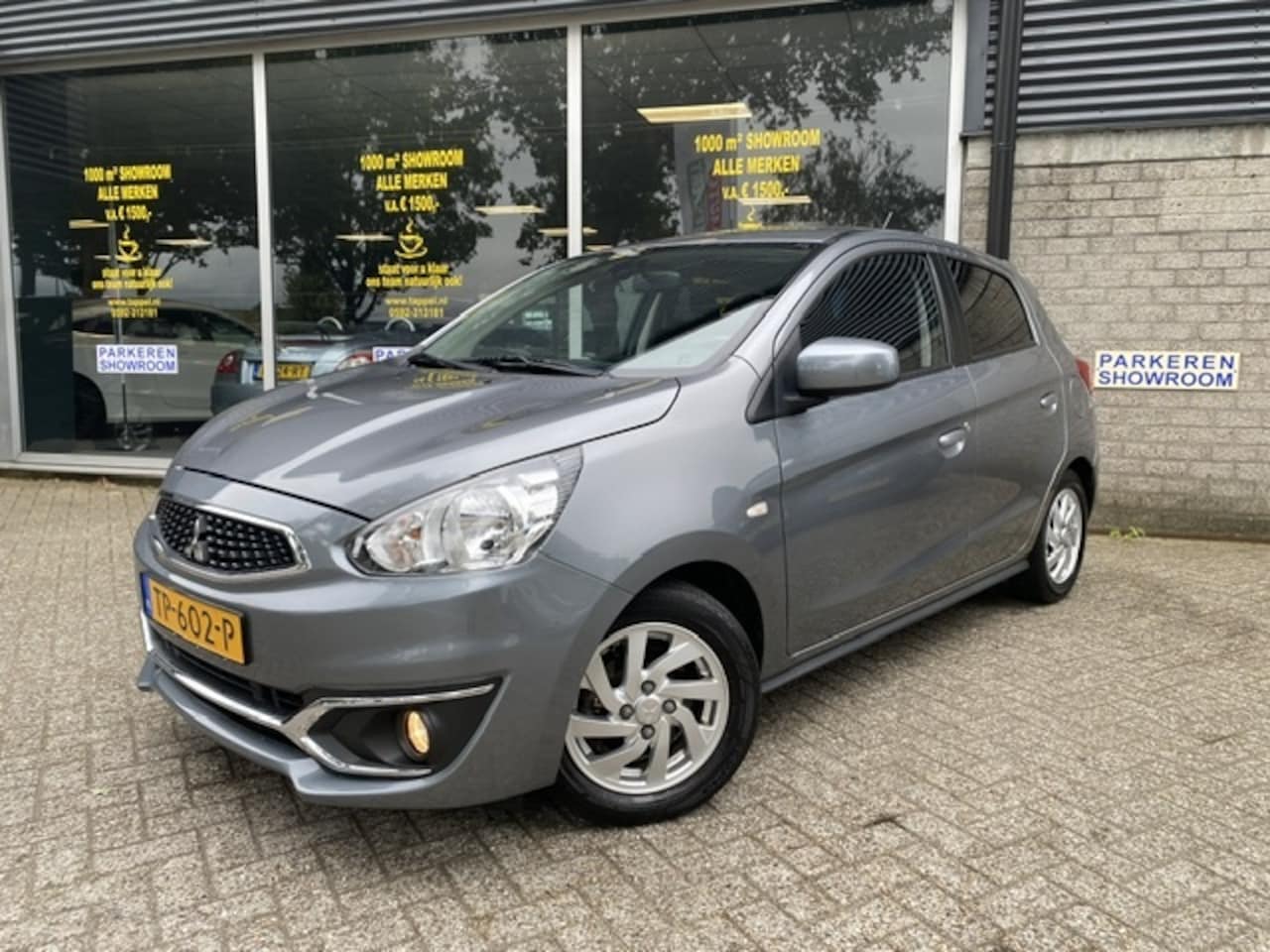 Mitsubishi Space Star - 1.0 Intense L.M./Automaat - AutoWereld.nl