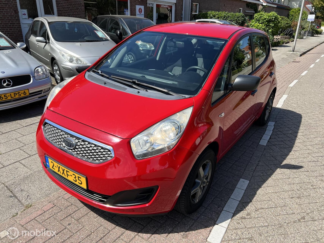 Kia Venga - 1.4 CVVT X-tra lage km stand, kleine schades aanwezig - AutoWereld.nl