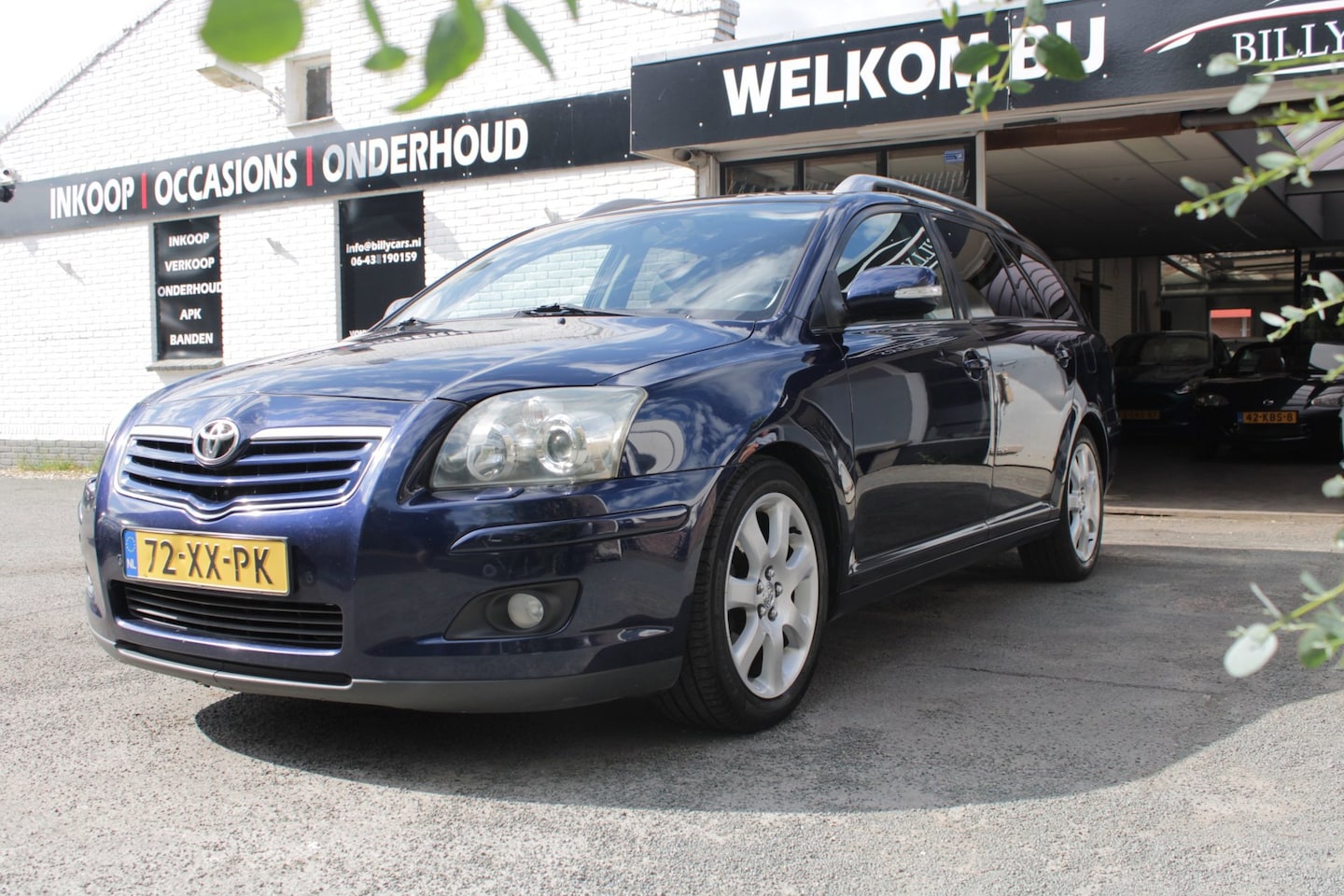 Toyota Avensis Wagon - 2.4 VVTi Executive Business / AUTOMAAT / APK Nieuw - AutoWereld.nl