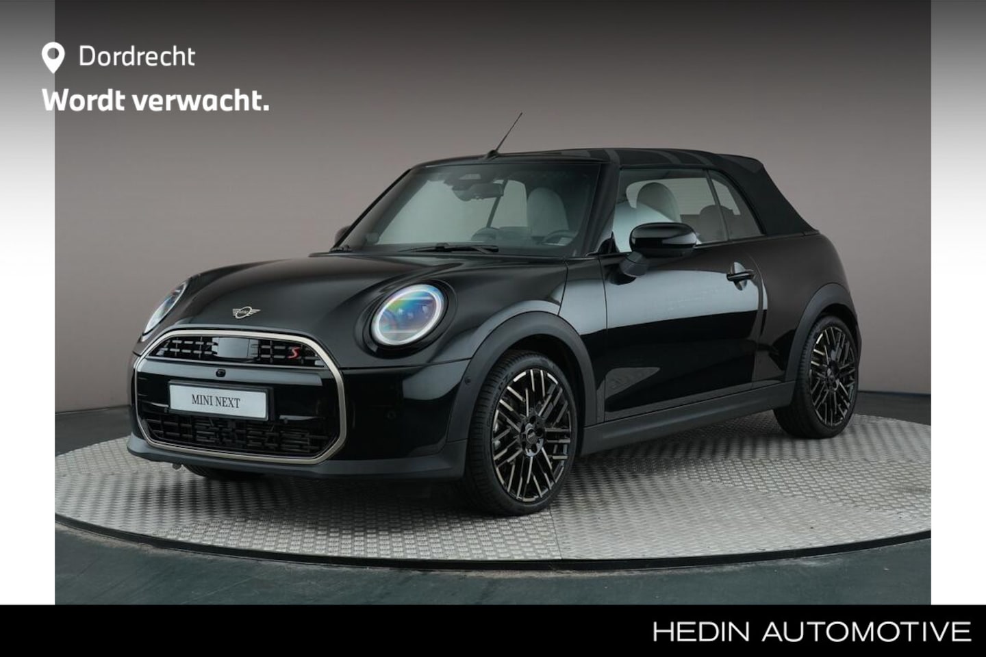 MINI Cabrio - 2.0 Cooper S Favoured 204 pk Pakket XL | Comfort Access | Elektrisch verstelbare stoelen | - AutoWereld.nl