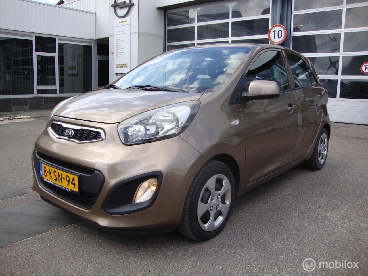 Kia Picanto - 1.0 CVVT ISG Comfort Pack lichte rijdbare schade / handel / export / handige hobbyist - AutoWereld.nl