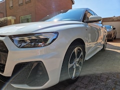 Audi A1 Sportback - 35 TFSI Pro Line S Audi A1 35 2xS-line 2020 150pk – automaat / LED / half leer / stoelverwarming / clima / ap