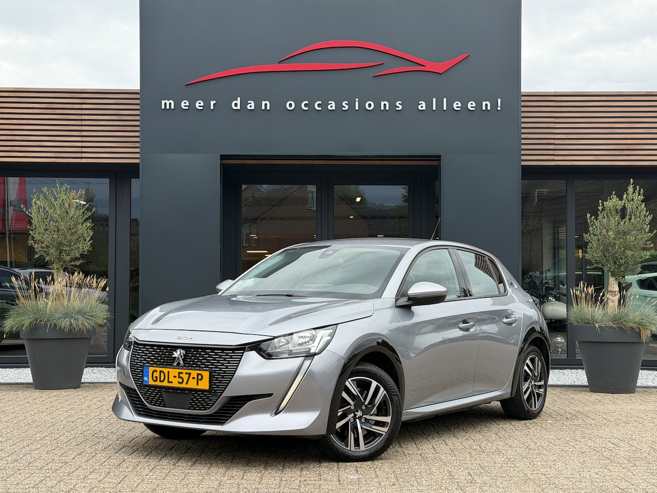 Peugeot e-208 - Allure EV 50kWh 136 - AutoWereld.nl