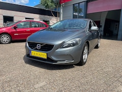 Volvo V40 - 2.0 T2 Momentum navi.camera