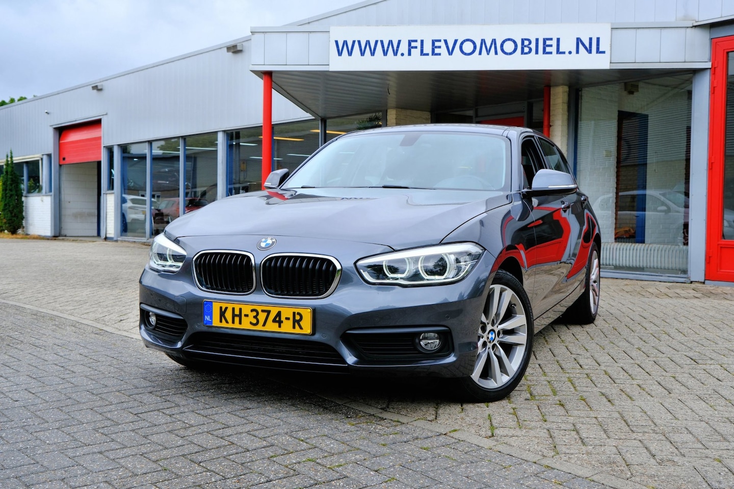 BMW 1-serie - 118i Centennial Executive Aut. *37.360km!* Navi|LED|1e Eigenaar|LMV - AutoWereld.nl
