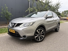 Nissan Qashqai - 1.2 Tekna / AUTOMAAT / NAVI / CRUISE / PANORAMADAK / 179dkm NAP