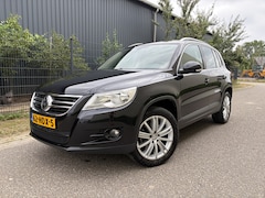 Volkswagen Tiguan - 2.0 TSI Sport&Style 4Motion / LEER / NAVI / AIRCO ECC / STOELVERW / 126dkm NAP