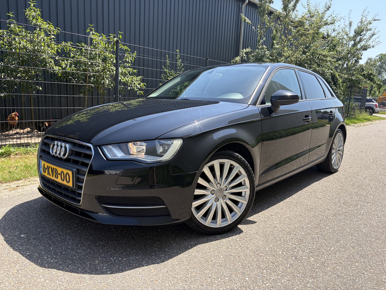 Audi A3 Sportback - 1.4 TFSI Attraction Pro Line / NAVI / AIRCO / CRUISE / TREKHAAK - AutoWereld.nl