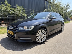 Audi A3 Sportback - 1.4 TFSI Attraction Pro Line / NAVI / AIRCO / CRUISE / TREKHAAK