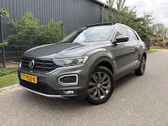Volkswagen T-Roc - 1.0 TSI Style / PANORAMADAK / CARPLAY / NAVI / CRUISE / STOELVERWARMING