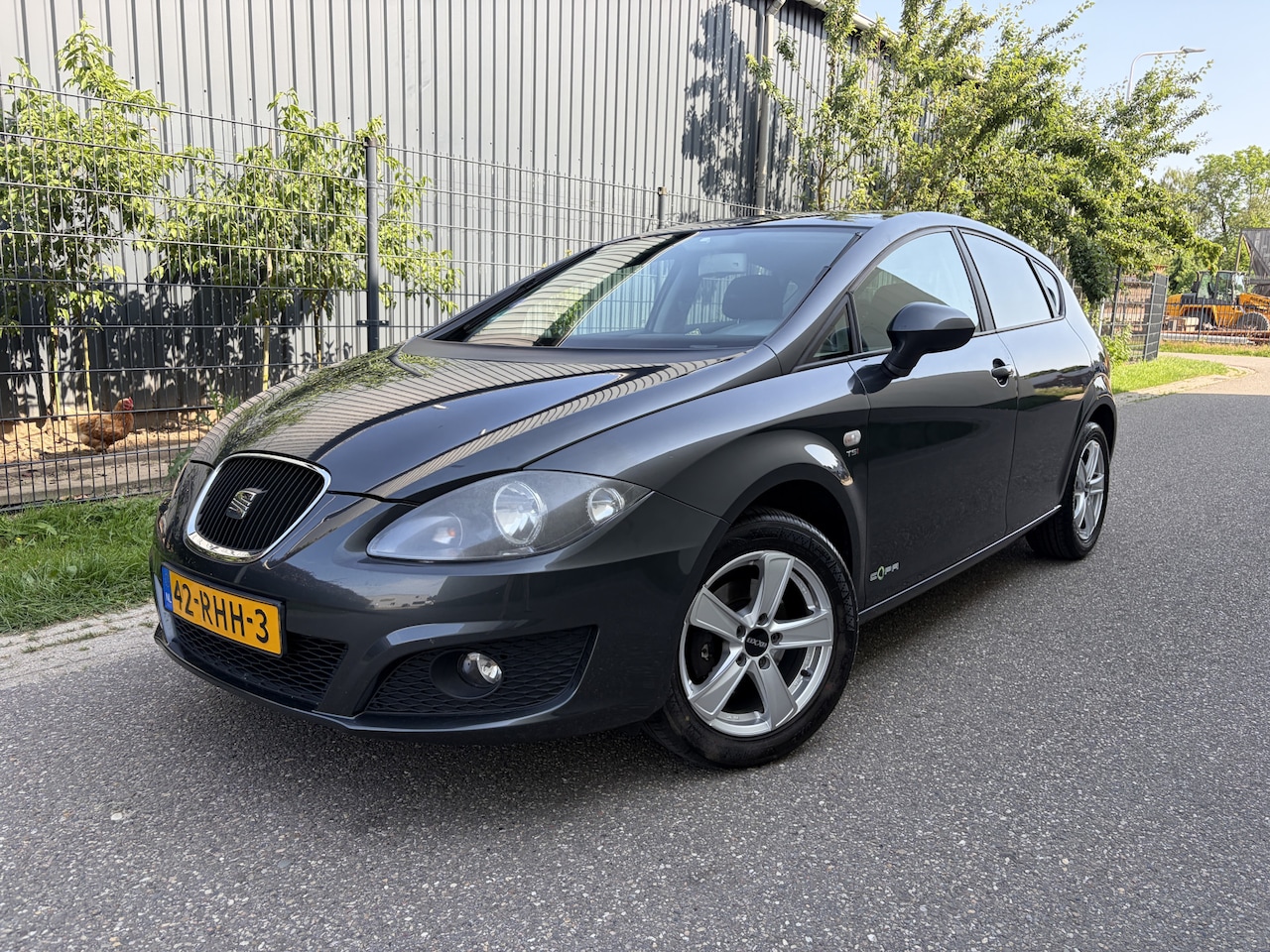 SEAT Leon - 1.2 TSI Ecomotive Businessline COPA / NAVI / CRUISE / AIRCO - AutoWereld.nl