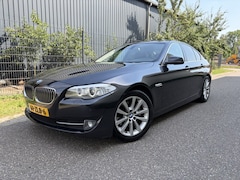BMW 5-serie - 520i High Executive / AUTOMAAT / NAVI / CRUISE / LEER