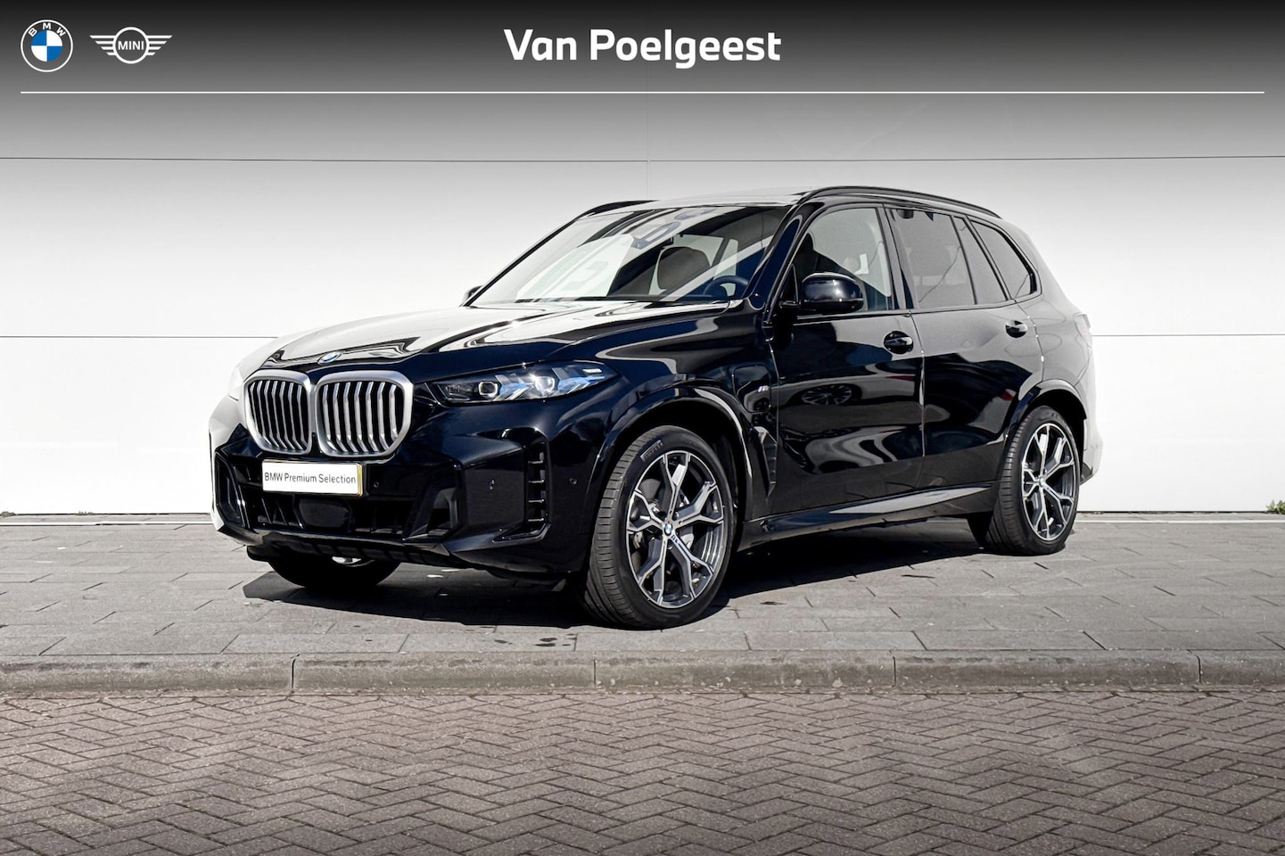 BMW X5 - xDrive50e M-Sport | Driving Assistant Professional | Harman Kardon | Trekhaak - AutoWereld.nl