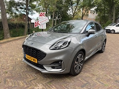 Ford Puma - 1.0 EcoBoost Hybrid ST-Line. Wij zijn altijd de goedkoopste met de beste Vakgarage BOVAG s