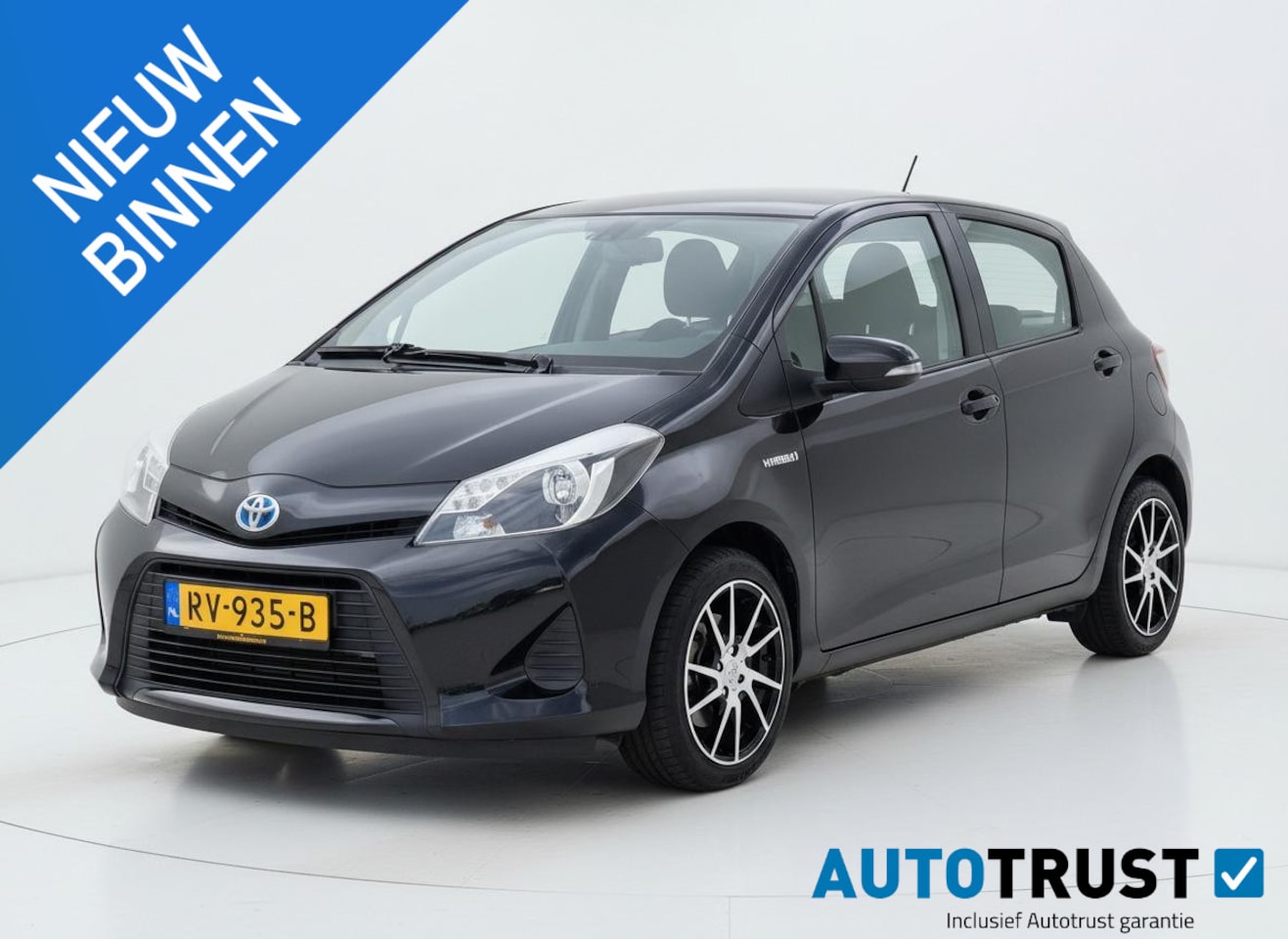 Toyota Yaris - 1.5 Full Hybrid Aspiration AUTOMAAT CAMERA NAV - AutoWereld.nl
