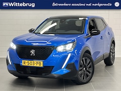 Peugeot 2008 - 1.2 PureTech Active Pack GT WIELEN 18 INCH | FULL LED | APPLE / ANDROID NAVIGATIE | ZWART