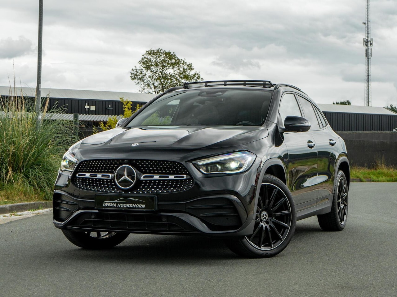 Mercedes-Benz GLA-Klasse - 250 e AMG|Panoramadak|Matrix LED|360° Camera|Carbon|Stoelverw.|Sfeerverlichting|Keyless|Ca - AutoWereld.nl
