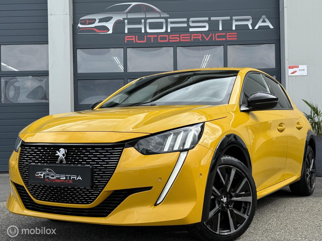 Peugeot 208 - 1.2 PureTech GT Camera Trekhk Sfeerverl Distr-Riem-VV - AutoWereld.nl