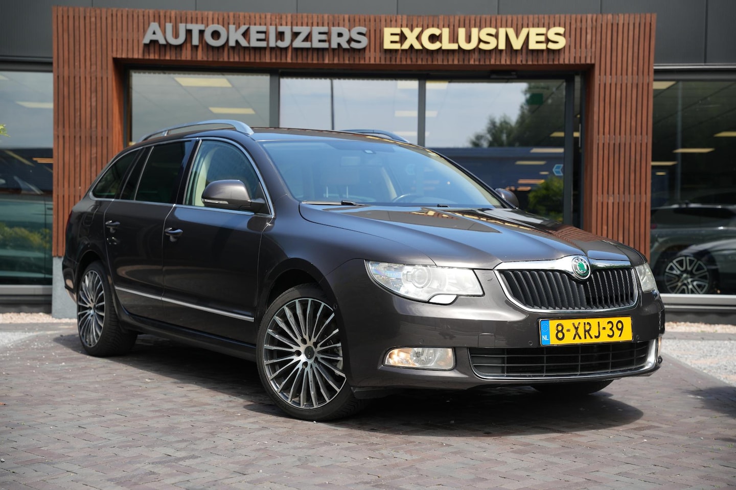Skoda Superb Combi - 2.0 TSI Elegance Business Line 2.0 TSI Elegance Business Line - AutoWereld.nl