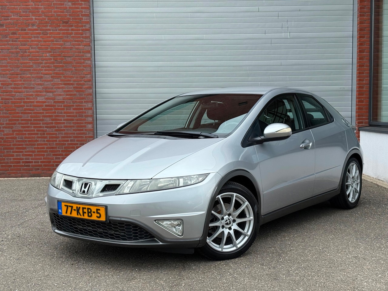 Honda Civic - 1.8 Silverstone| NAP| NEW APK| AIRCO| 6 BAK - AutoWereld.nl