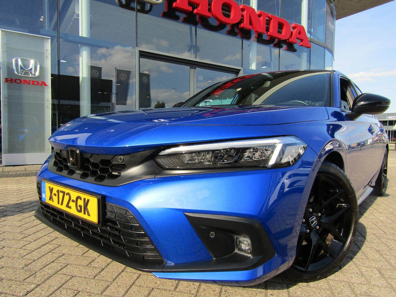 Honda Civic - 2.0 HYBRID 184PK eCVT Sport, DUCKTAIL SPOILER,TREKHAAK - AutoWereld.nl