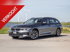 BMW 3-serie Touring - 320e LED / DEALER ONDERHOUDEN / STOELVERWARMING / CAMERA / CARPLAY