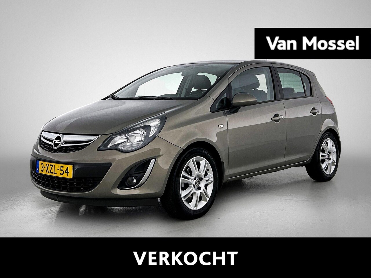 Opel Corsa - 1.2-16V BlitZ | Stoel/Stuur Verwarming | Airco | Cruise control | Bluetooth Audio - AutoWereld.nl