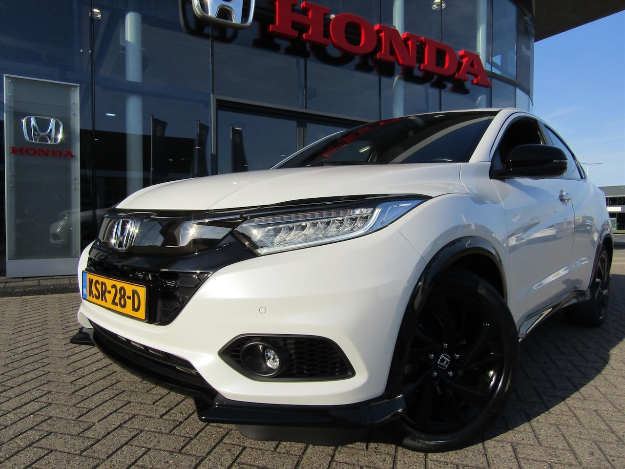 Honda HR-V - 1.5 i-VTEC 182pk CVT TURBO Sport, Trekhaak afneembaar - AutoWereld.nl