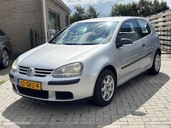 Volkswagen Golf - 1.4 Trendline nieuwe koppeling | lange apk