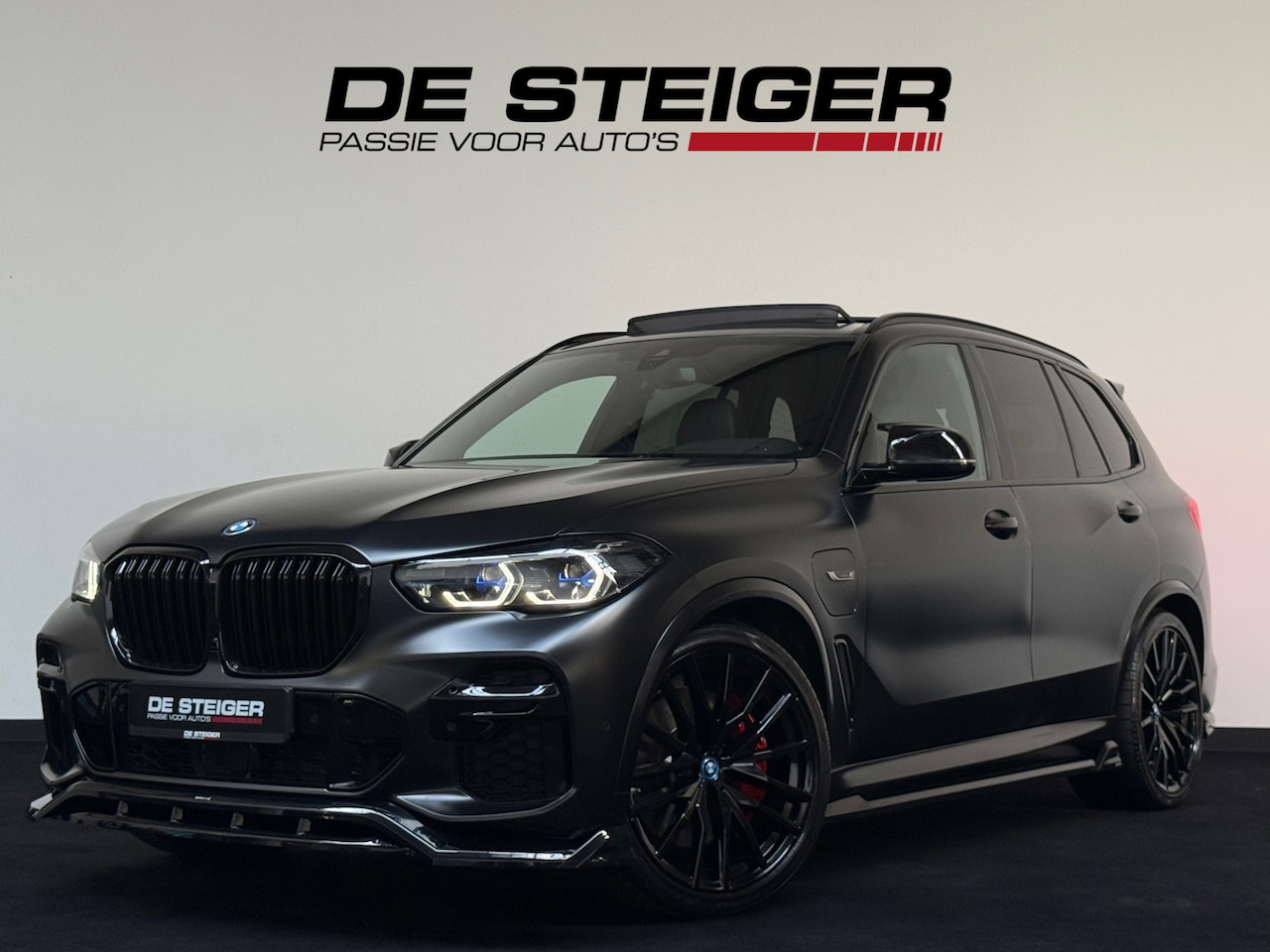BMW X5 - XDrive45e High Executive M Sport Sky Lounge Massage Laser Harman Kardon - AutoWereld.nl