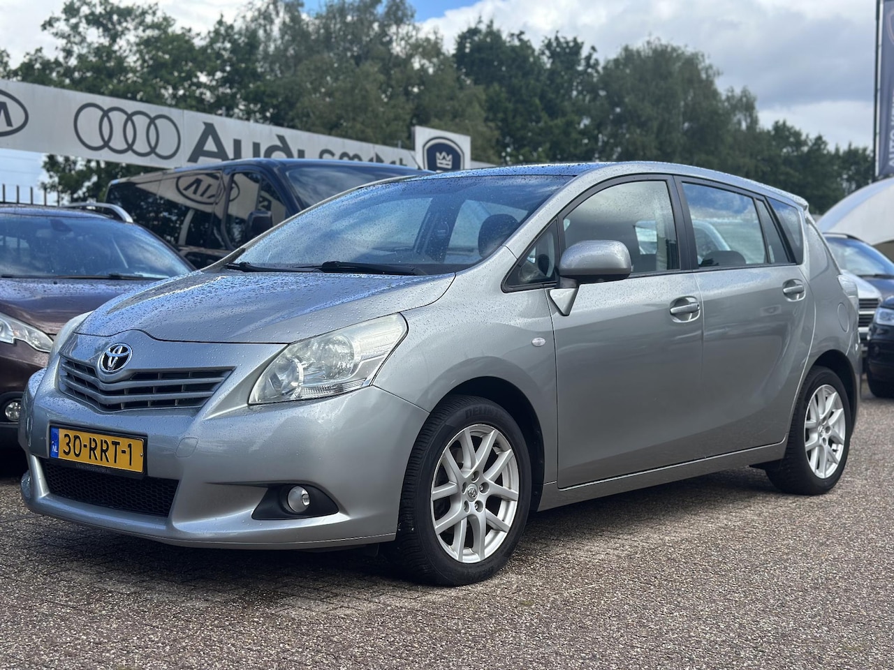 Toyota Verso - 1.6 VVT-i Business Panoramadak Cruise Clima Trekhaak - AutoWereld.nl