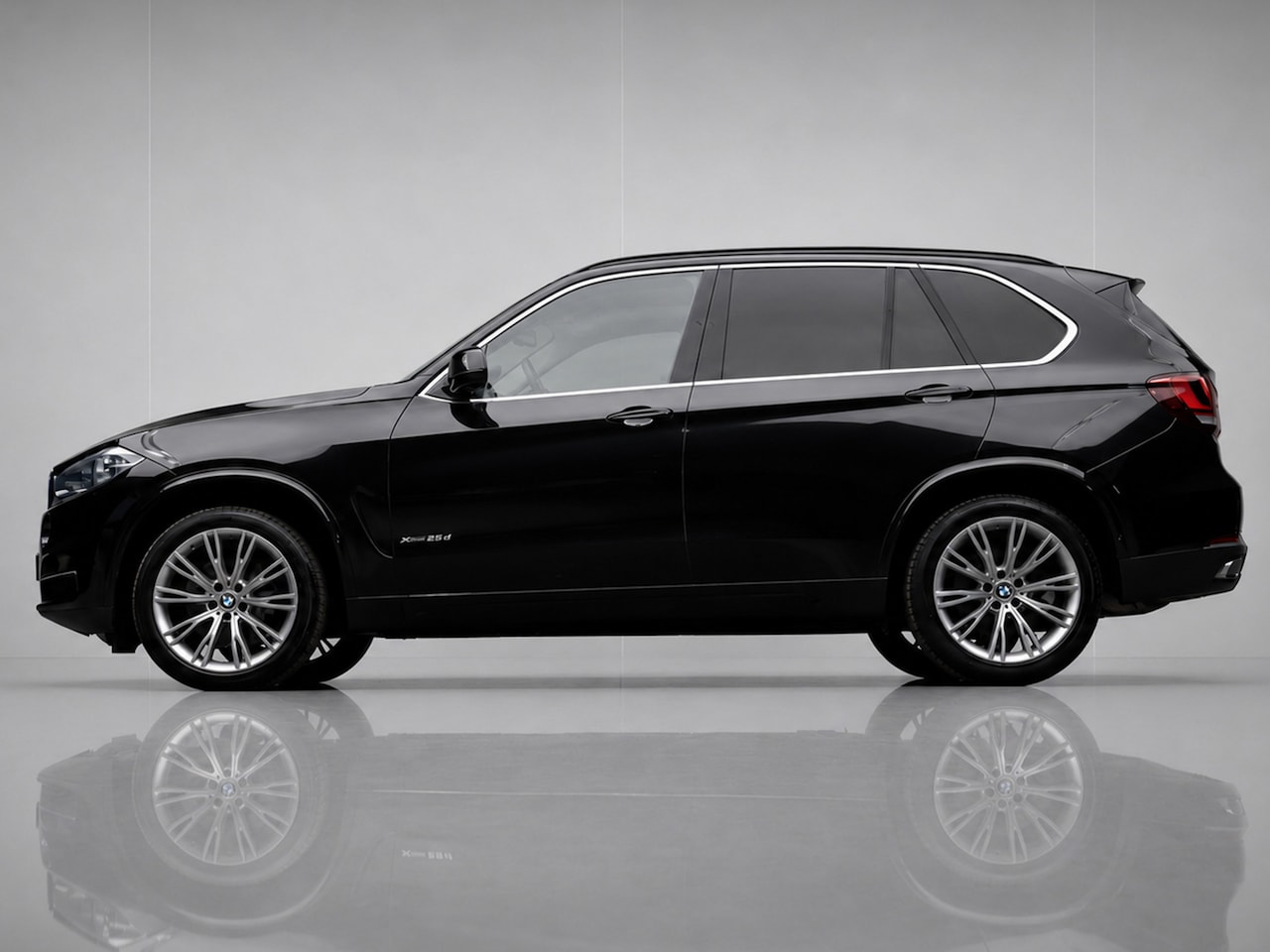 BMW X5 - XDrive40d High Executive (PANORAMADAK,LED,HEAD-UP,ELECTRISCHE STOELEN,LEDER,VERWARMING,CAM - AutoWereld.nl