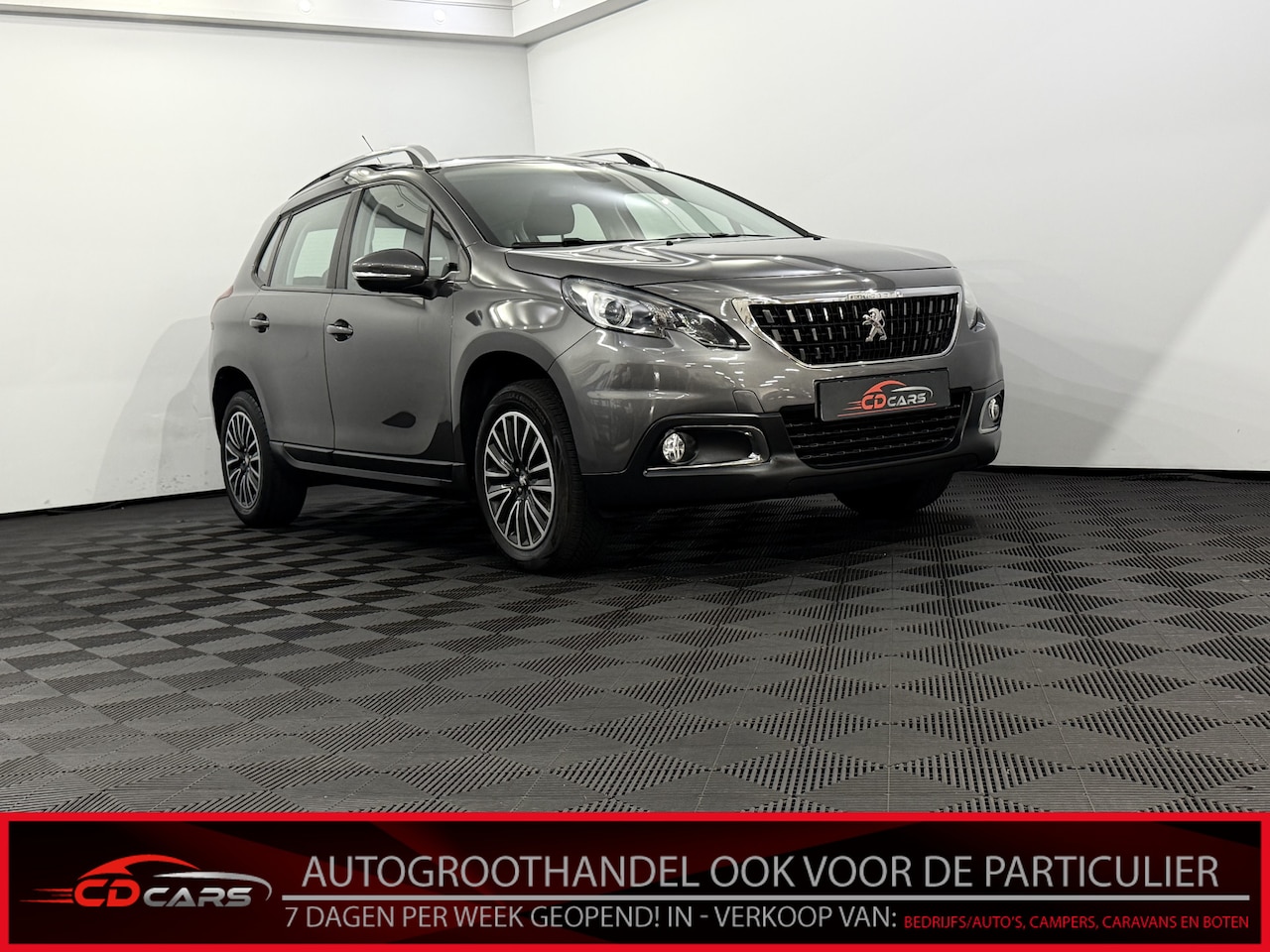 Peugeot 2008 - 1.2 PureTech Allure Airco, Parkeersensoren, Apple carplay, Stoelverwarming, Cruise control - AutoWereld.nl
