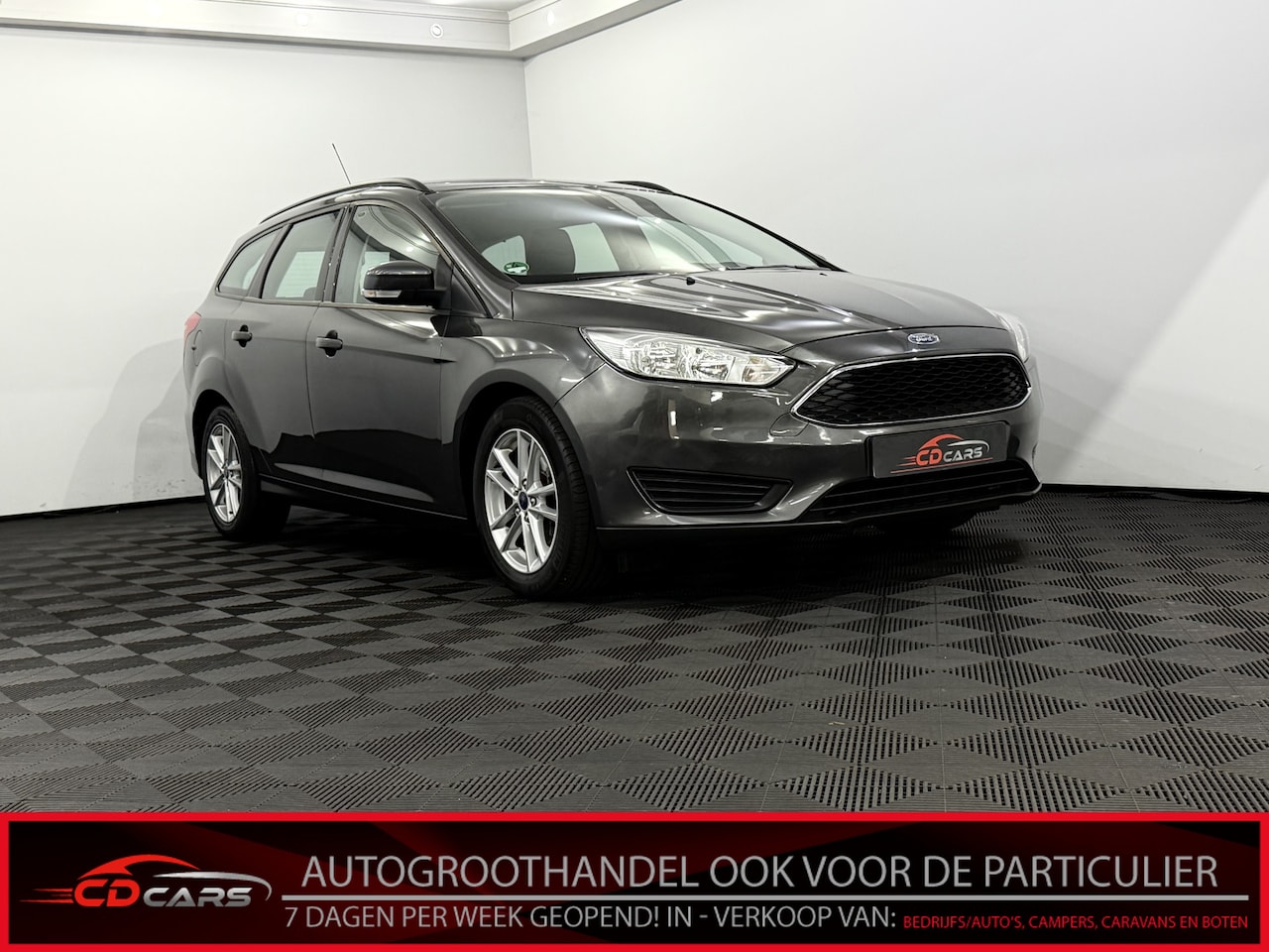 Ford Focus Wagon - 1.0 Trend Edition Airco, Navi, Parkeersensoren, Cruise control, Lichtmetalen velgen, Mistl - AutoWereld.nl