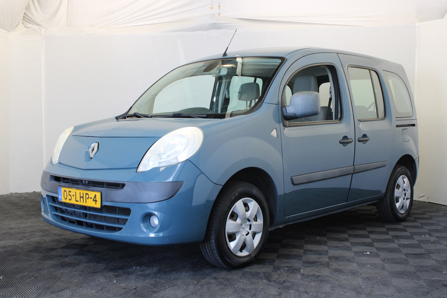 Renault Kangoo Family - 1.6-16V Expression 1.6-16V Expression - AutoWereld.nl