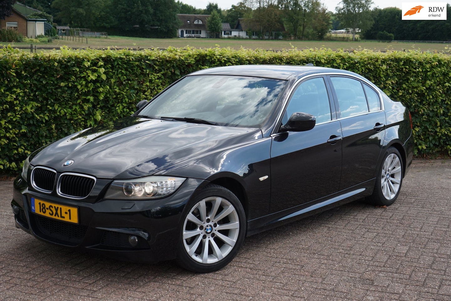 BMW 3-serie - 318i Corporate Lease Luxury Line|M-Sport|Trekhaak - AutoWereld.nl