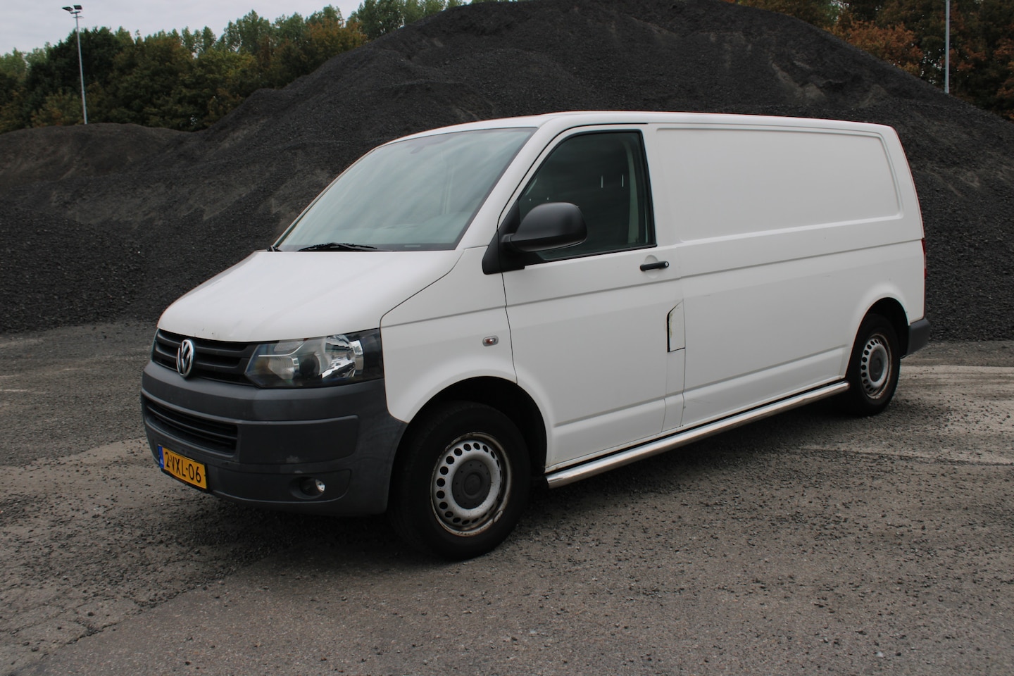 Volkswagen Transporter - 2.0 TDI L2H1 2.0 TDI L2H1 - AutoWereld.nl