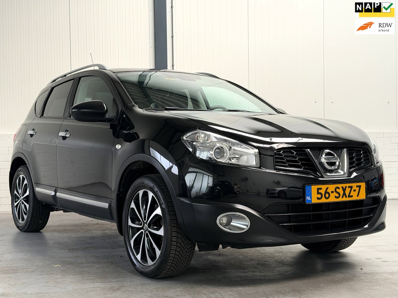 Nissan Qashqai - 2.0 Connect Edition|Automaat|Trekhaak - AutoWereld.nl