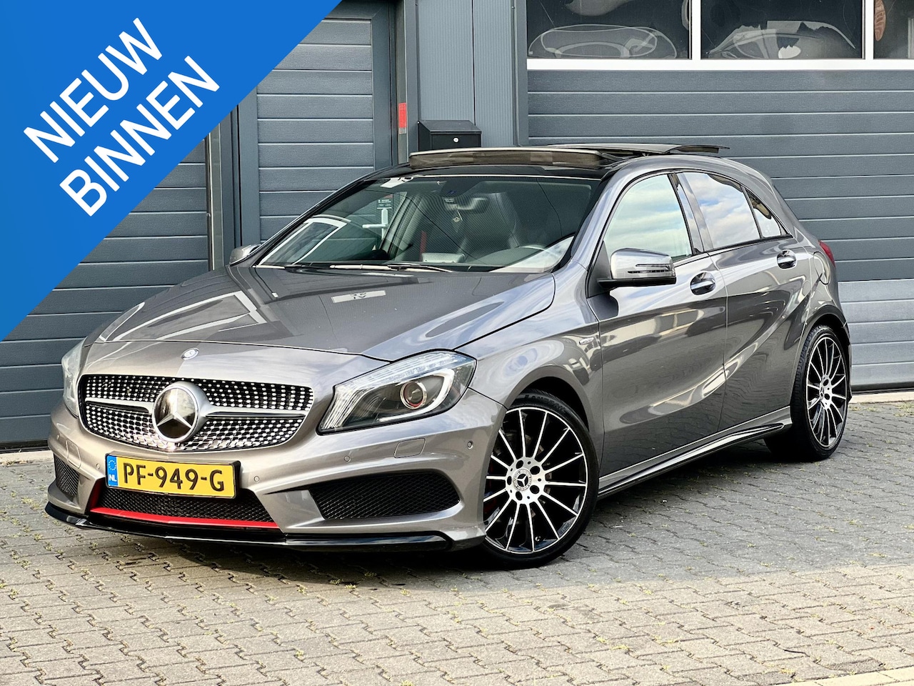 Mercedes-Benz A-klasse - 250 AMG-LINE *SPORT*XENON*PANO*VOL - AutoWereld.nl