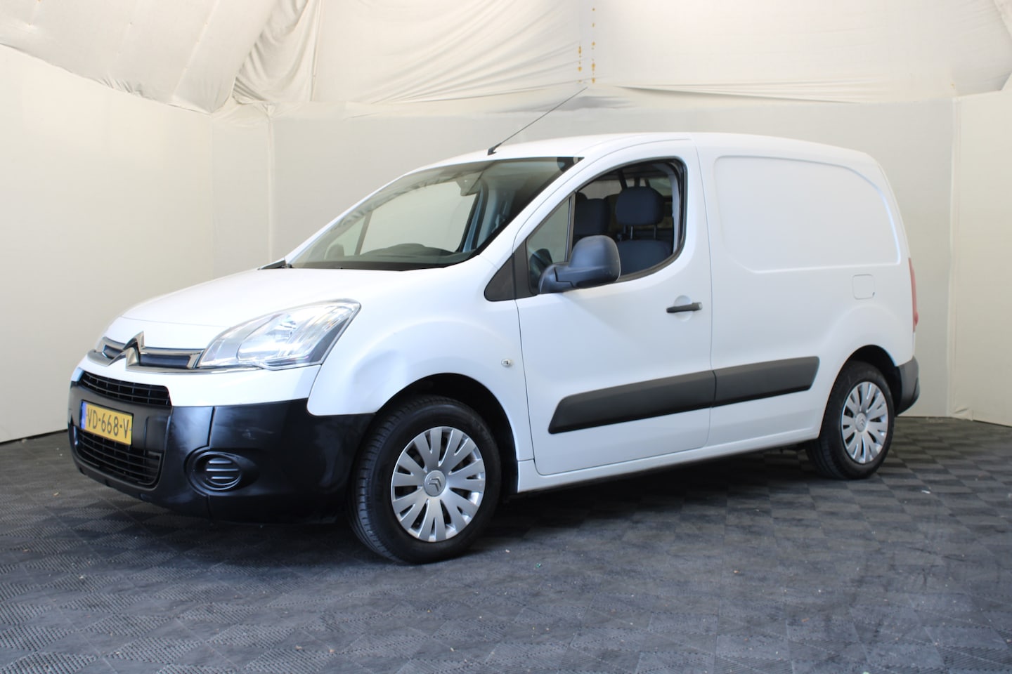 Citroën Berlingo - 1.6 HDI 500 Club Economy 1.6 HDI 500 Club Economy - AutoWereld.nl