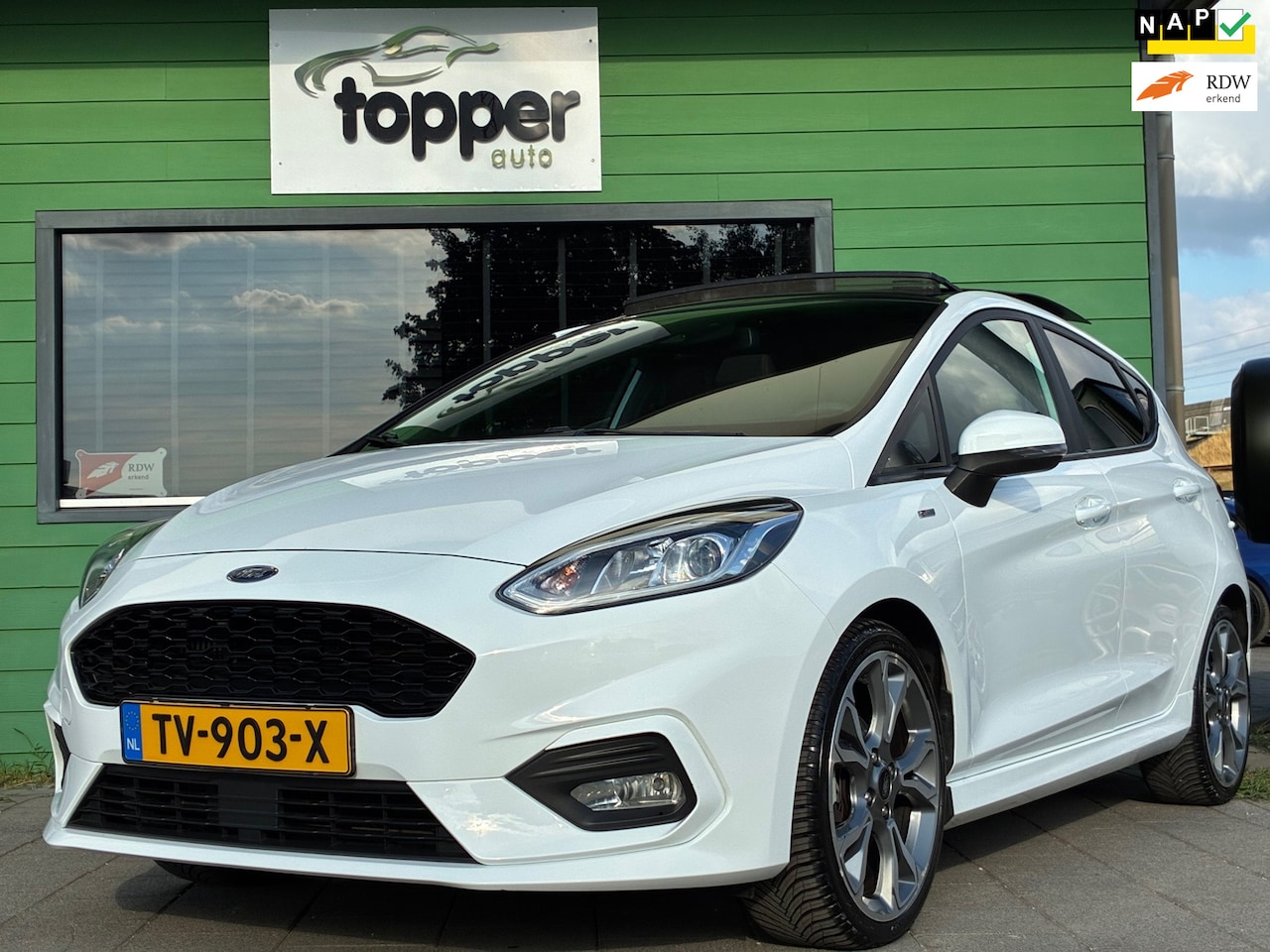 Ford Fiesta - 1.0 EcoBoost ST-Line|Panoramadak|Navigatie|CruiseControl|Climatronic|NAP|Nieuwe APK| - AutoWereld.nl