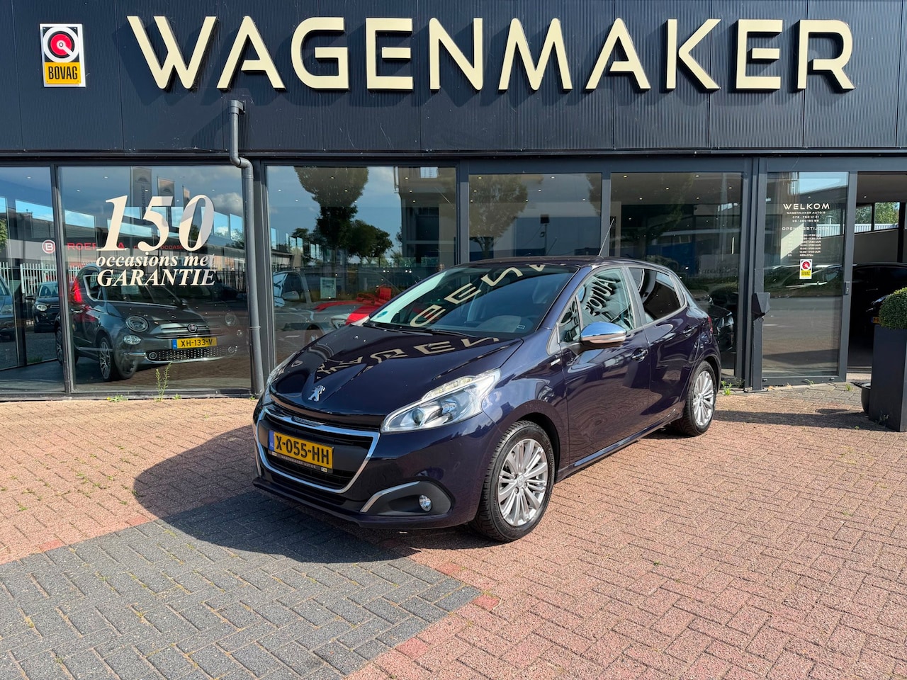 Peugeot 208 - 1.2 PureTech Allure Clima|Cruise|NAVI|Carplay! - AutoWereld.nl