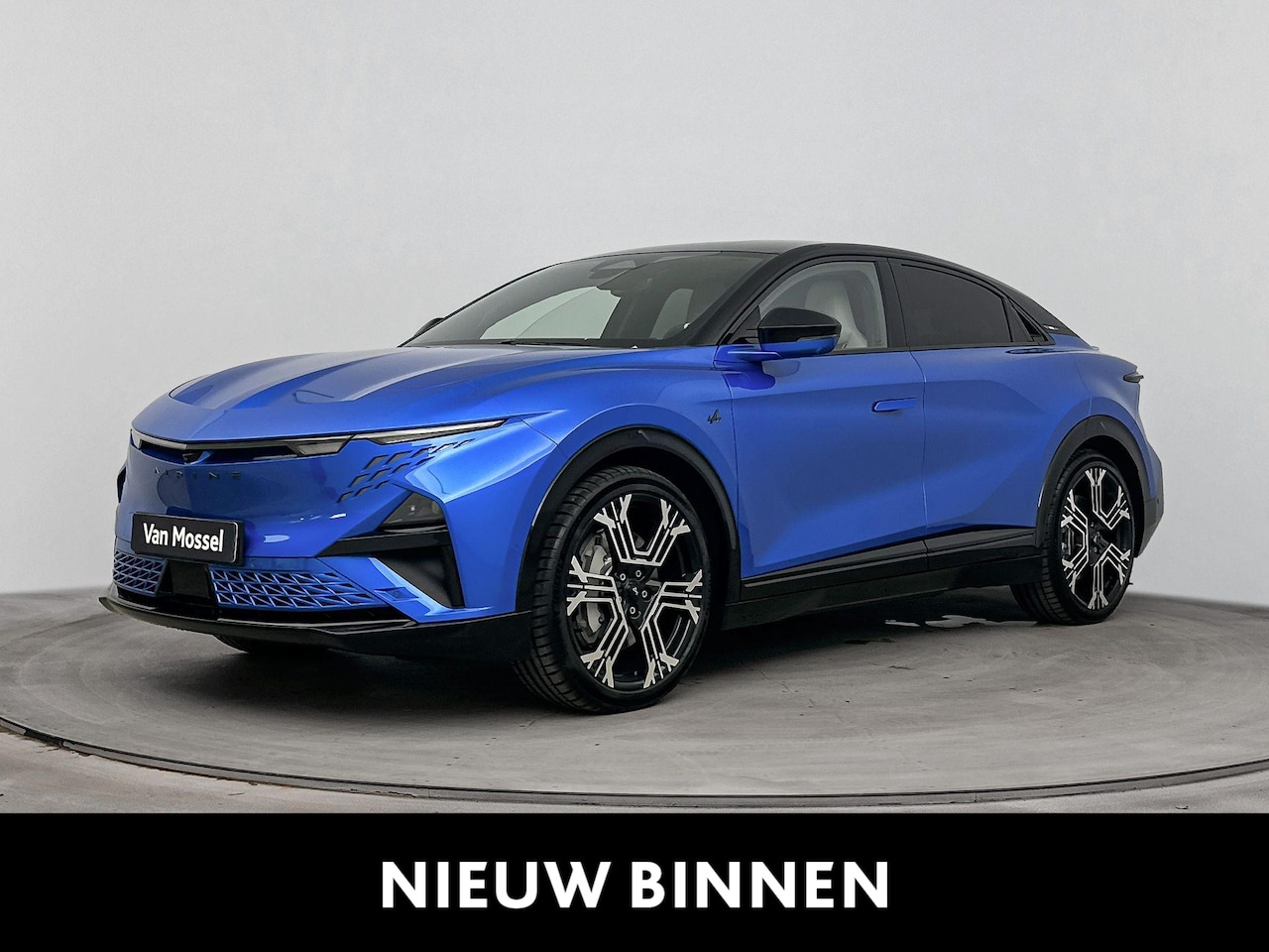 Alpine A390 - GTS AWD 3 Motoren 470 PK | Devialet® XtremeSound audiosysteem | Sabelt® Alpine sportstoe - AutoWereld.nl