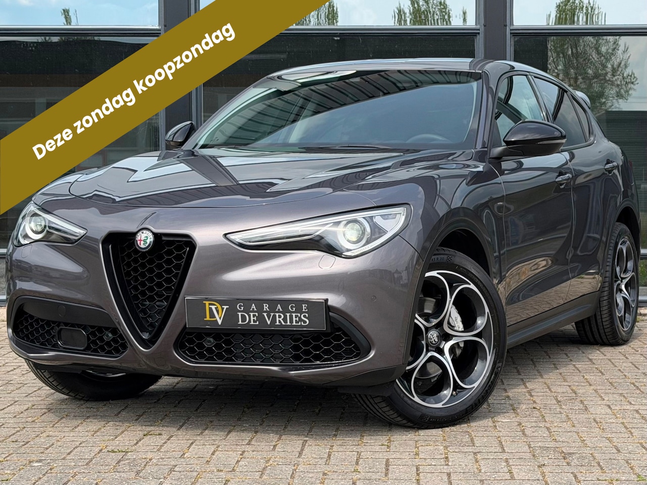 Alfa Romeo Stelvio - 2.0 T AWD Veloce 280pk Black Pack 2300KG Trekgewicht Maxton Garantie - AutoWereld.nl